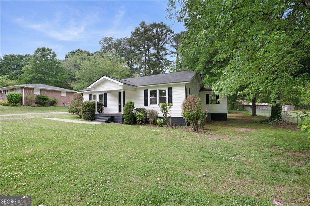 Photo of 119 Hunt Drive NE, Calhoun, GA 30701 (MLS # 10762942)