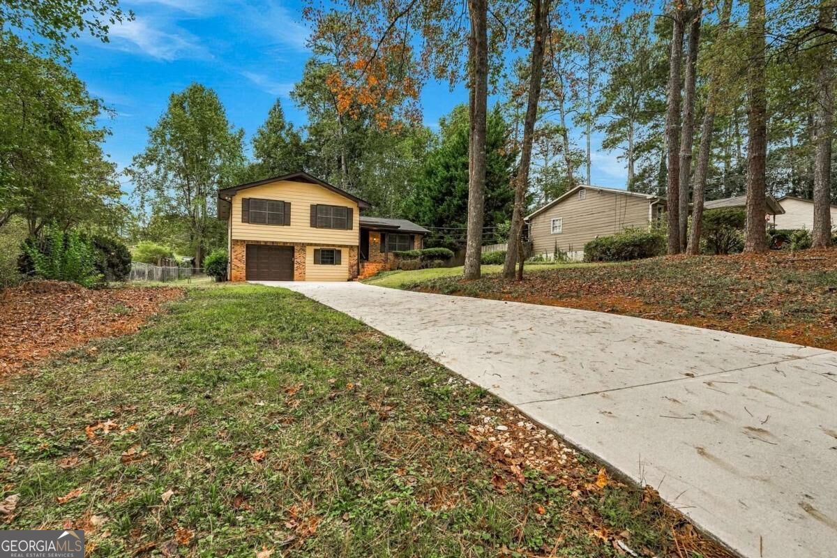 3450 Lake DR