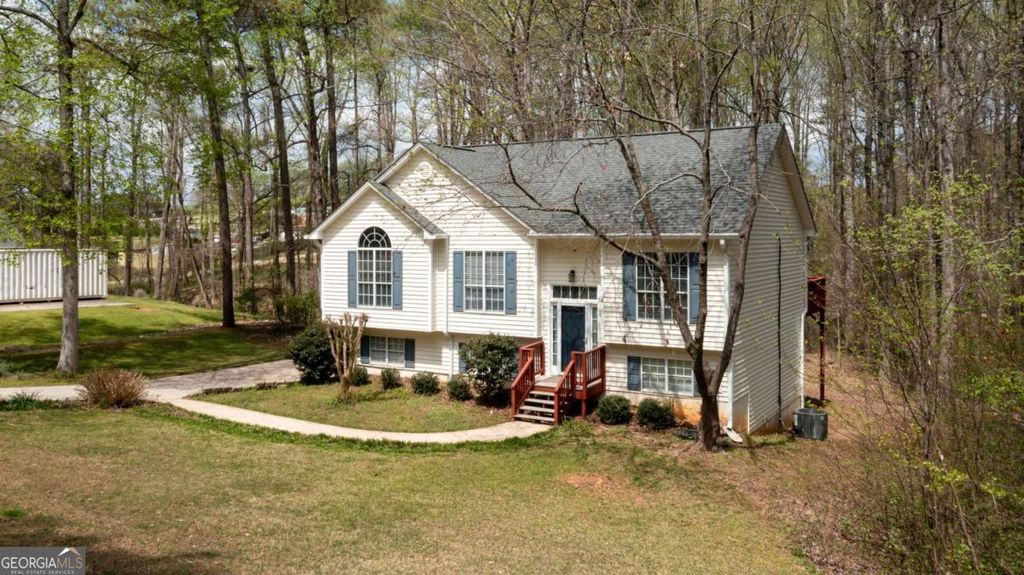 Photo of 7795 Wilkinson Drive, Gainesville, GA 30506 (MLS # 10723718)