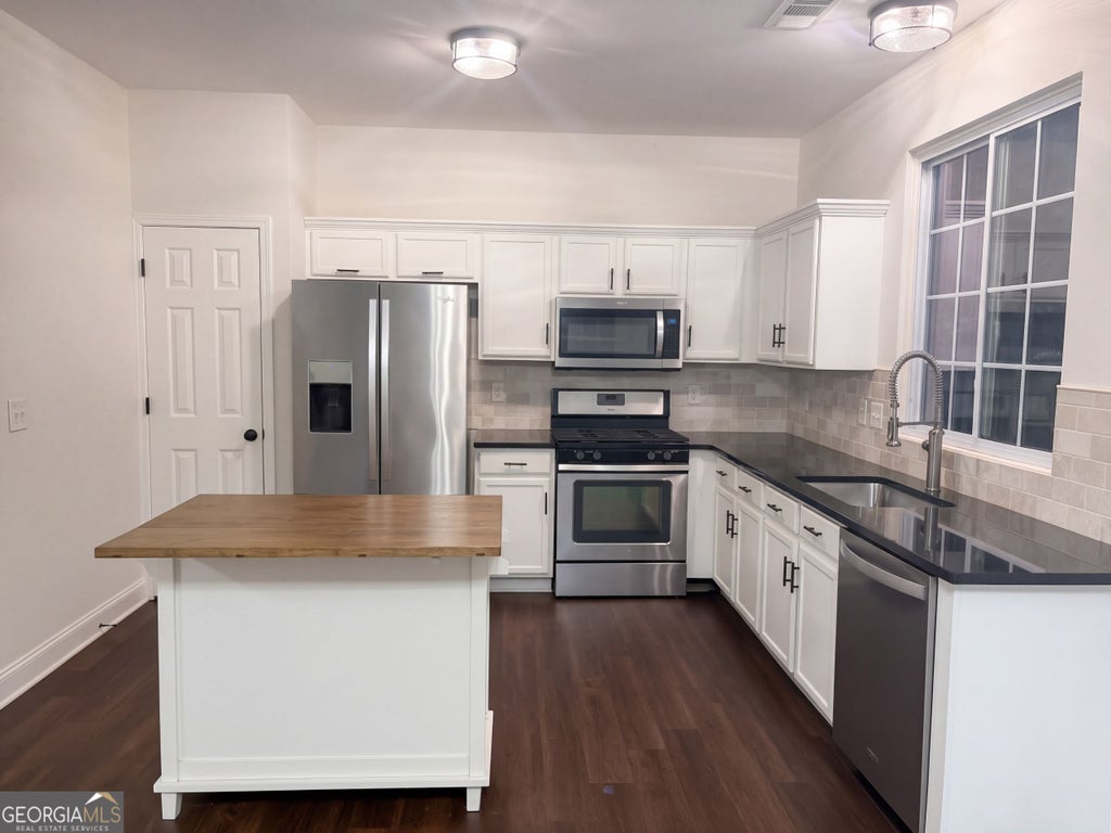 Photo of 205 Nacoochee Way, Canton, GA 30114 (MLS # 10867220)