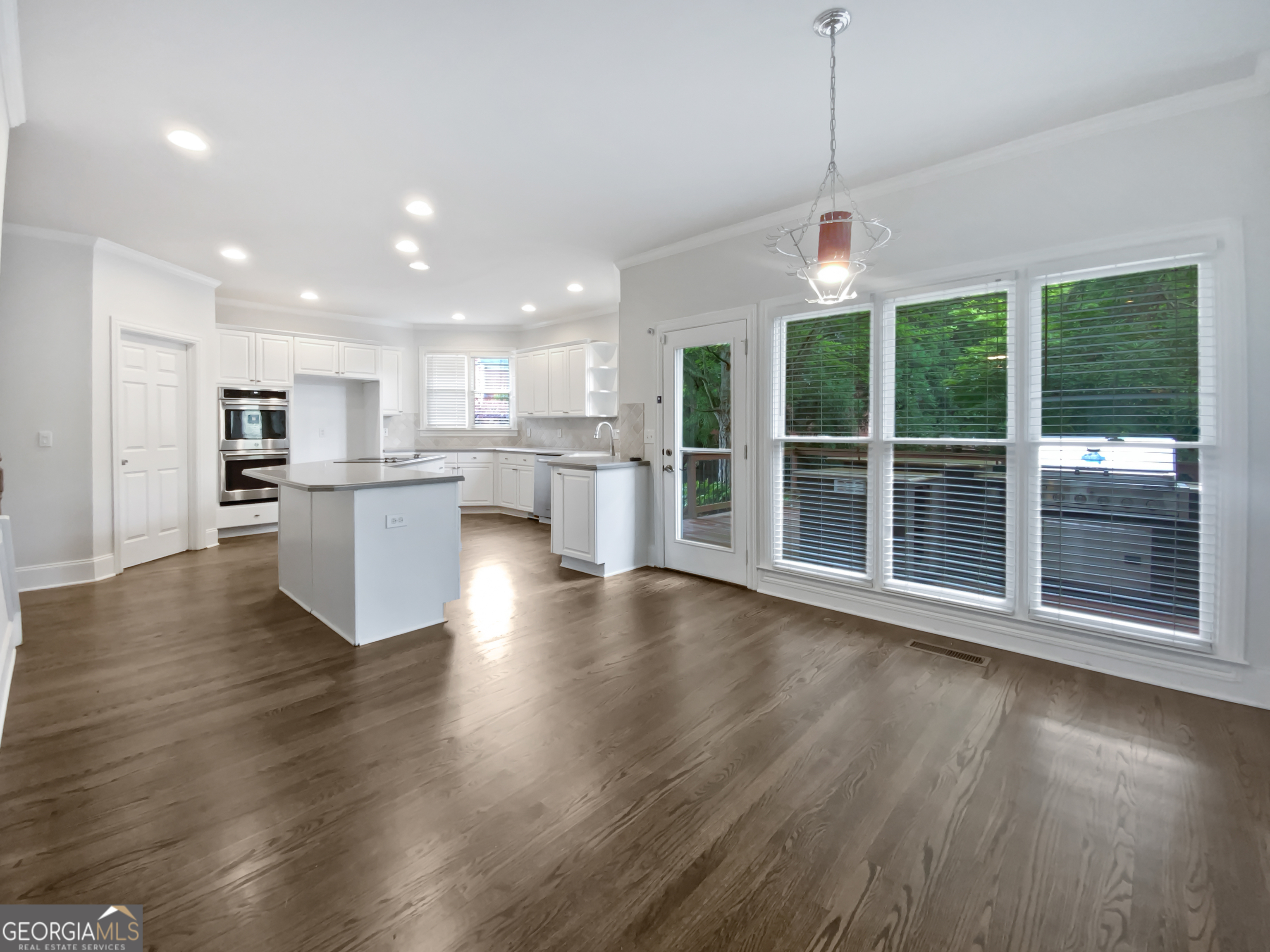 CHRISTOPHER ROBBINS U-2 - Residential