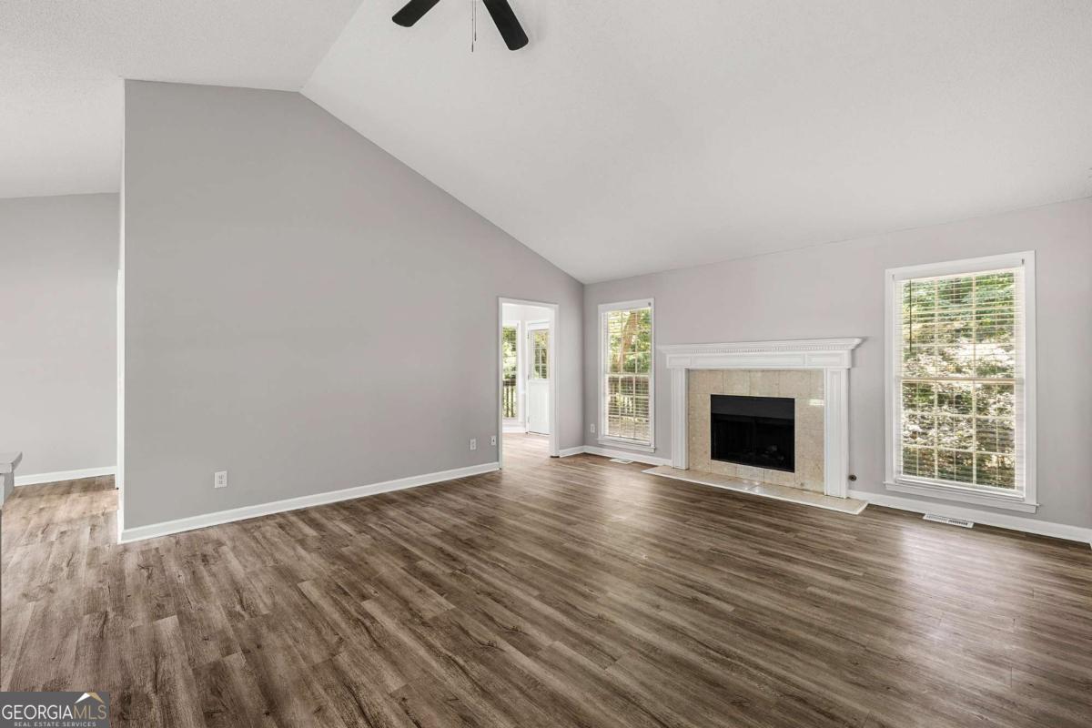 5065 Doubletree DR