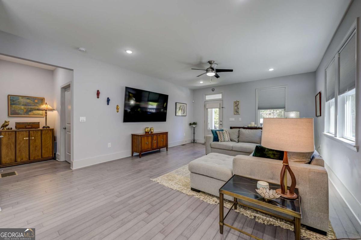 Atlanta, Georgia 30354, United States, 3 Bedrooms Bedrooms, ,3 BathroomsBathrooms,Residential,Active,210093