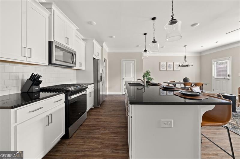 3604 SILVERY WAY