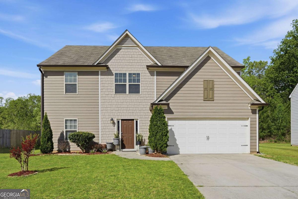 17 Bartlett DR