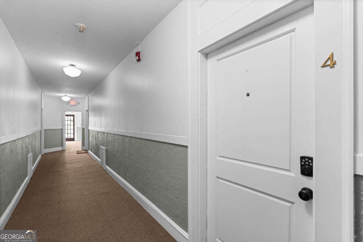 1071 N Highland AVE NE 4