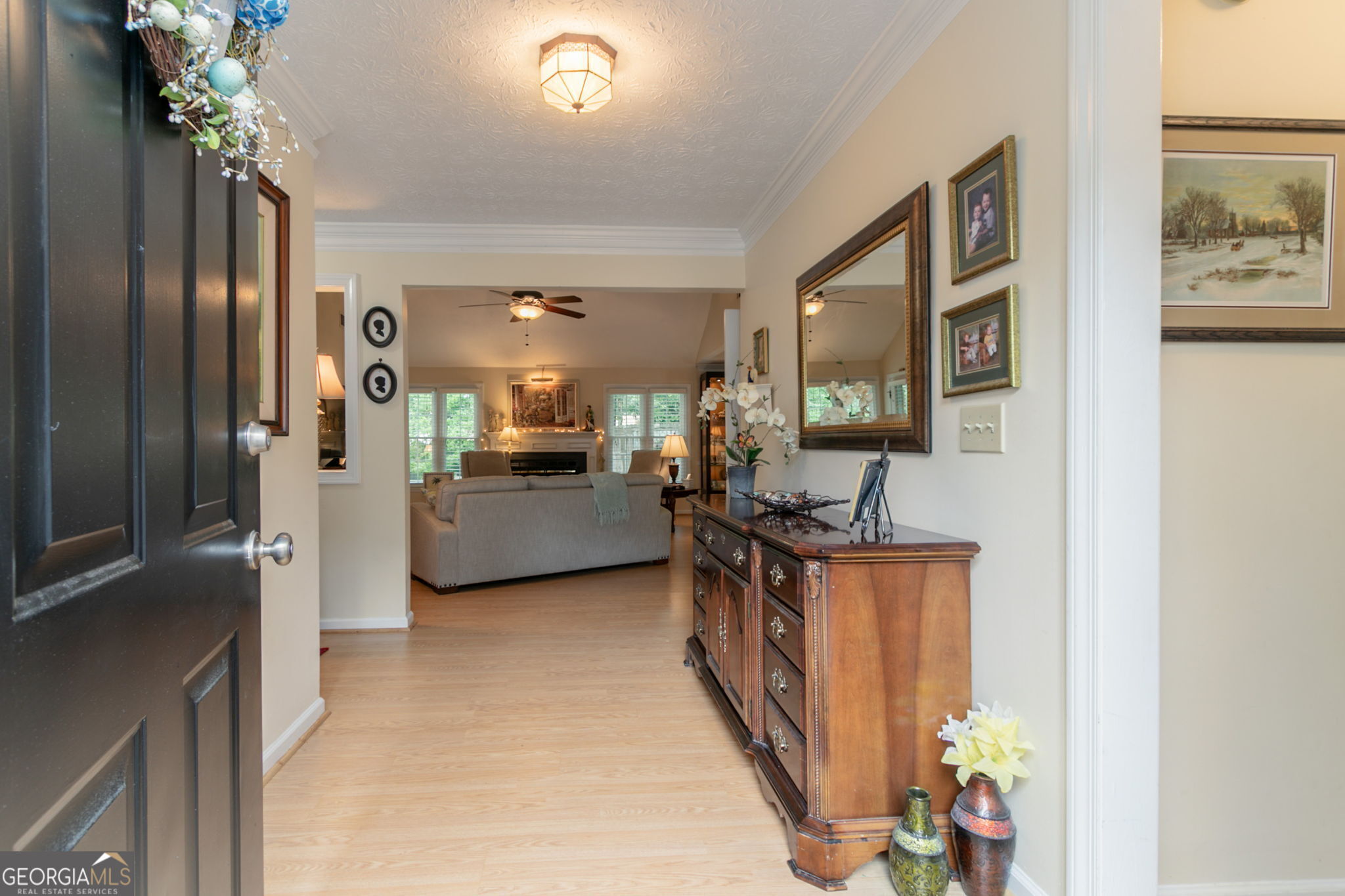 1115 Hunters Creek CT