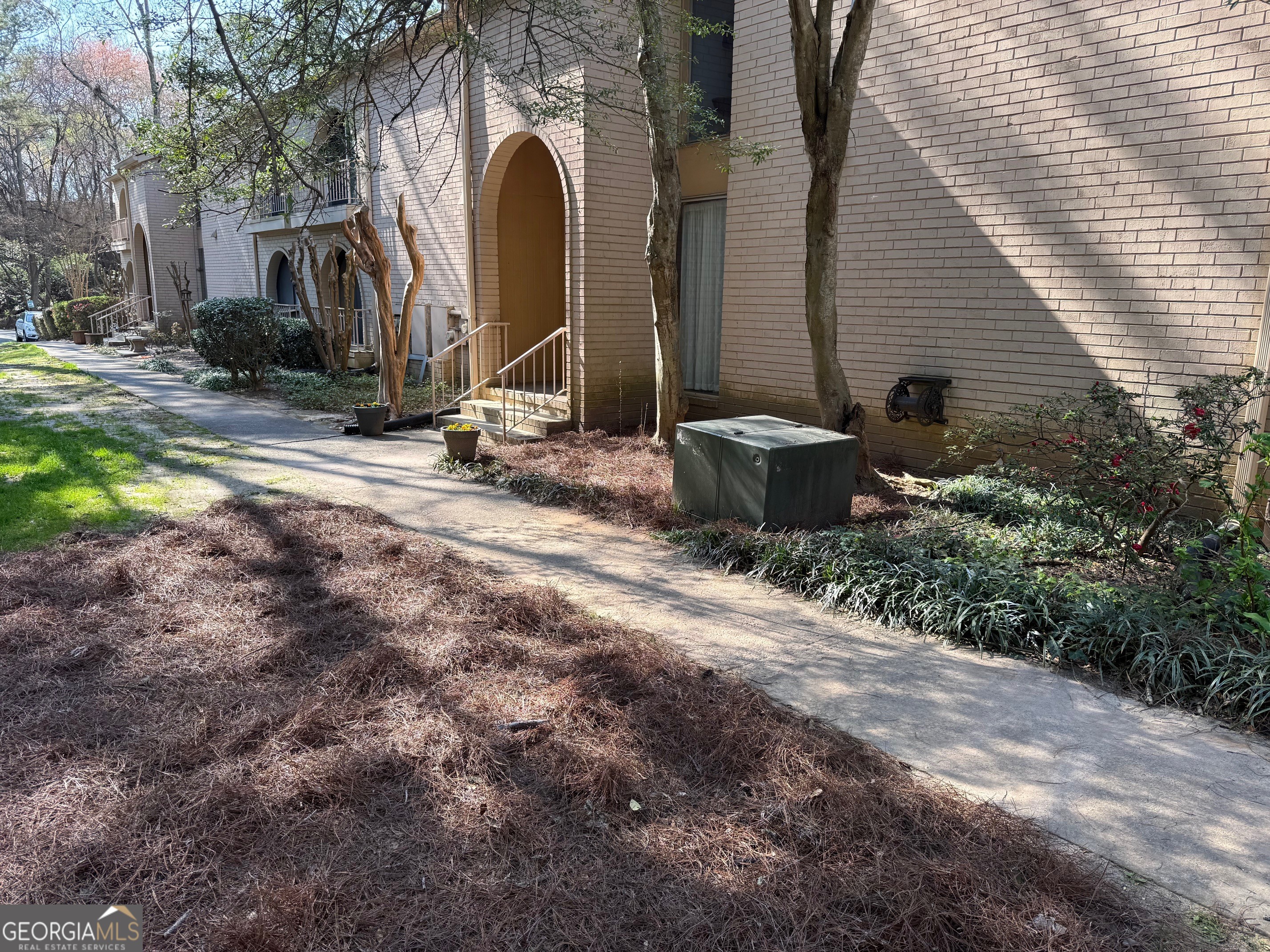 3208 Henderson Mill RD 6