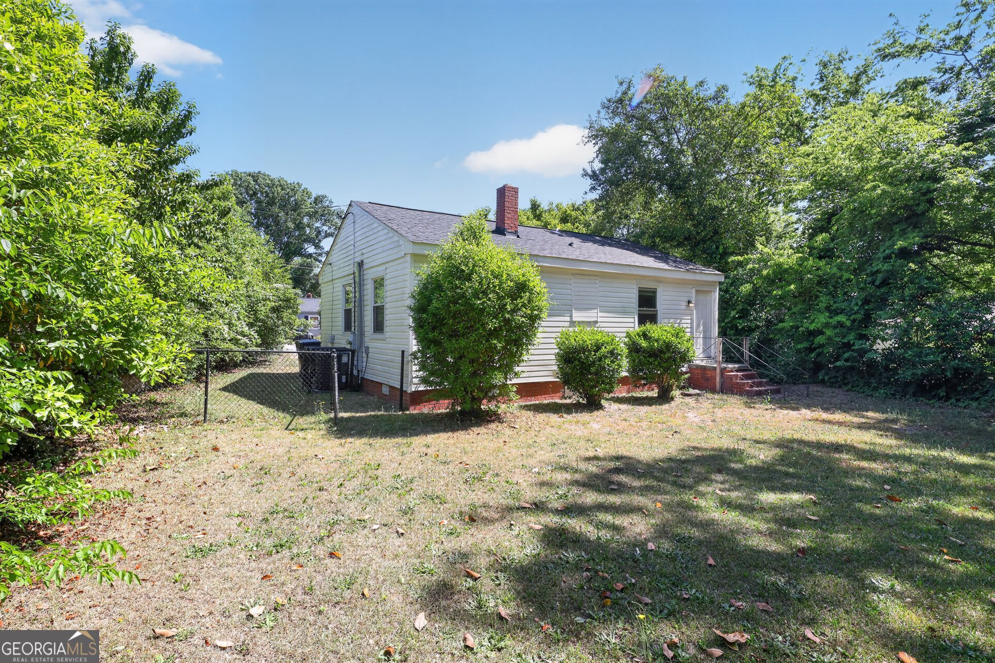 2218 Bandler RD