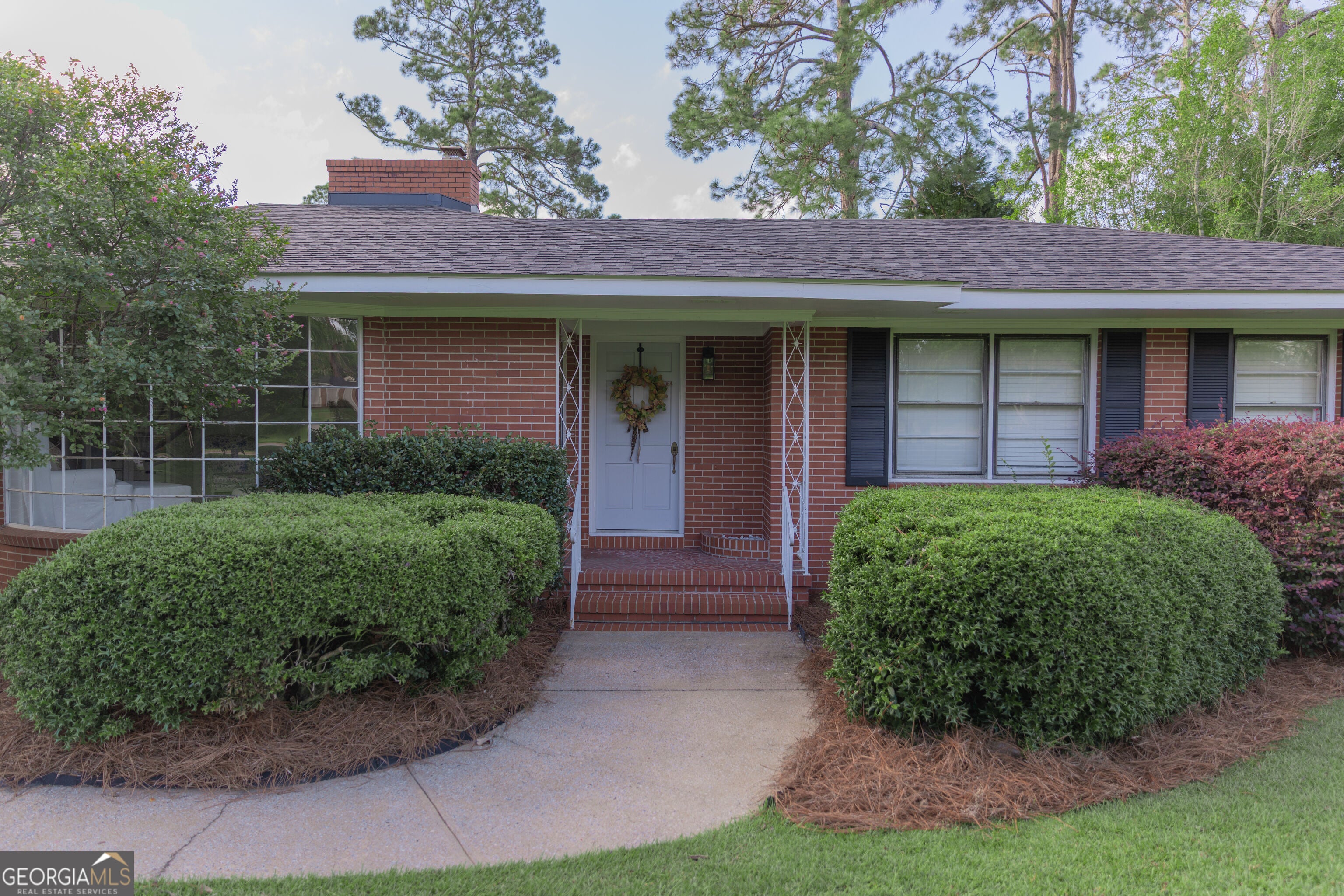 1100 Mount Vernon RD