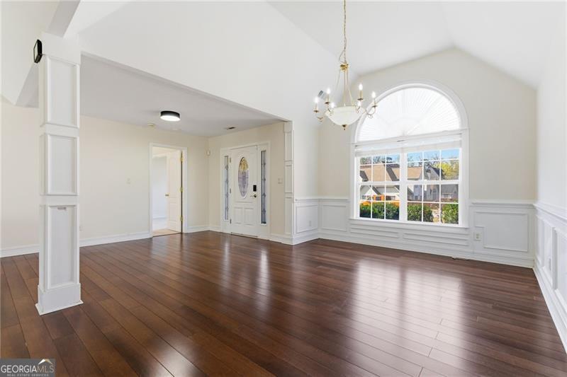 206 Gainsborough WAY