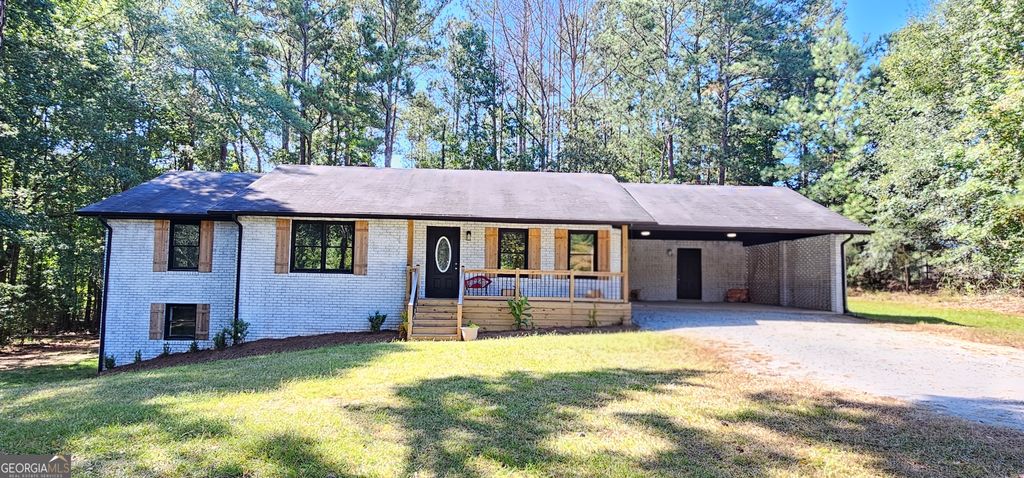 Photo of 249 Gibson Road, Newnan, GA 30263 (MLS # 10788006)