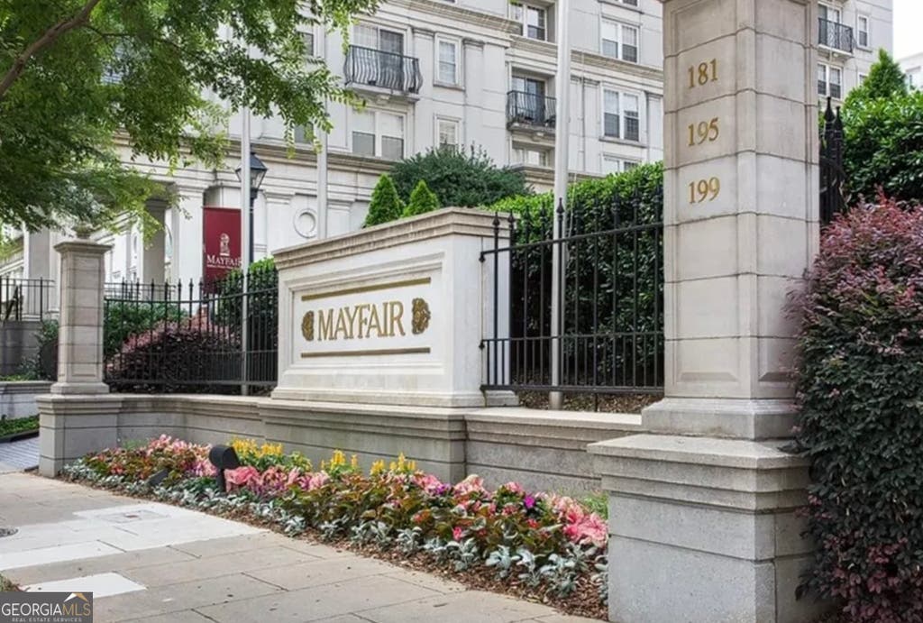 Photo of 199 14th Street NE #811, Atlanta, GA 30309 (MLS # 10815128)
