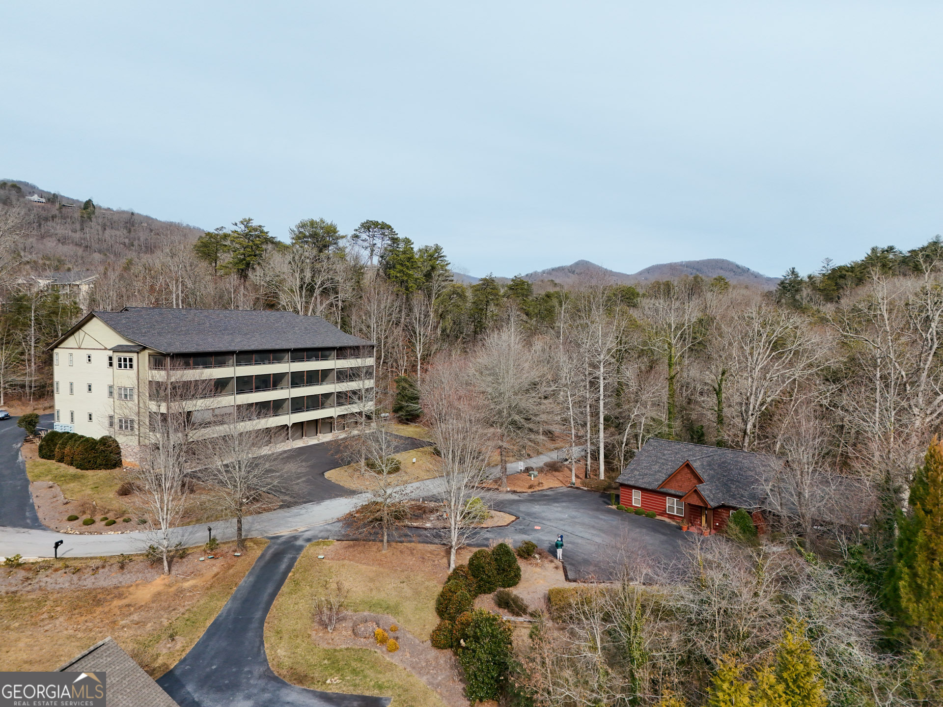 80 Smoky Mountain LN 105