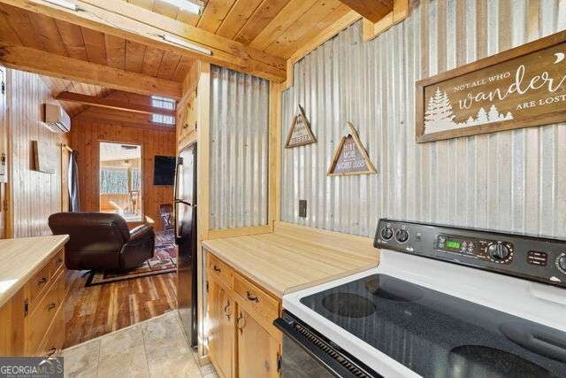 355 Henslee Hollow LN