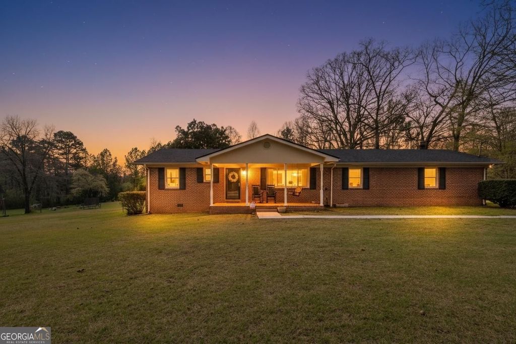 Photo of 177 W Reed Road, La Fayette, GA 30728 (MLS # 10719089)