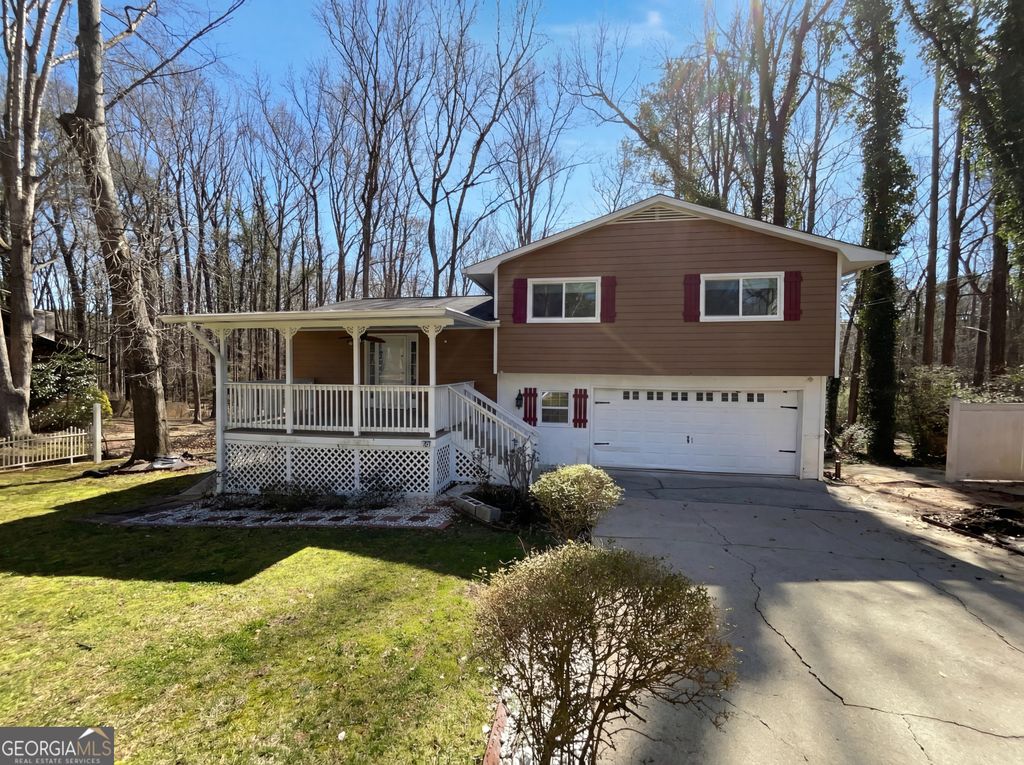 Photo of 167 Bridgewood Drive SE, Conyers, GA 30094 (MLS # 10695014)