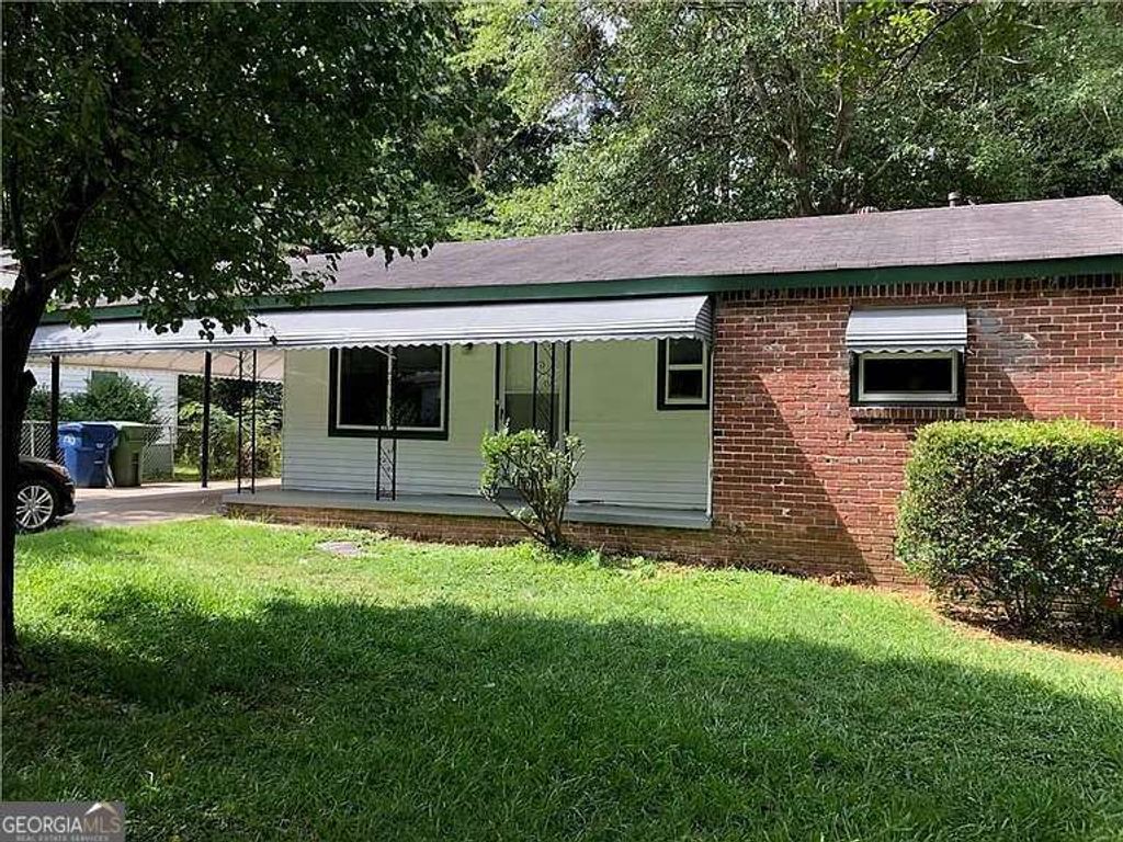 Photo of 2818 Revere Drive NW, Atlanta, GA 30318 (MLS # 10716267)