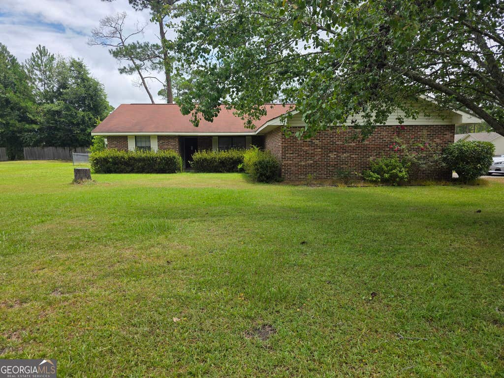 Photo of 227 Colonial Drive, Baxley, GA 31513 (MLS # 10826199)