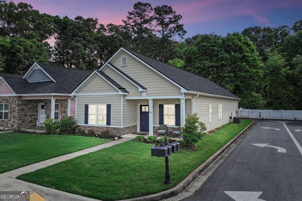 Photo of 54 Calloway Lane, Cartersville, GA 30120 (MLS # 10755232)