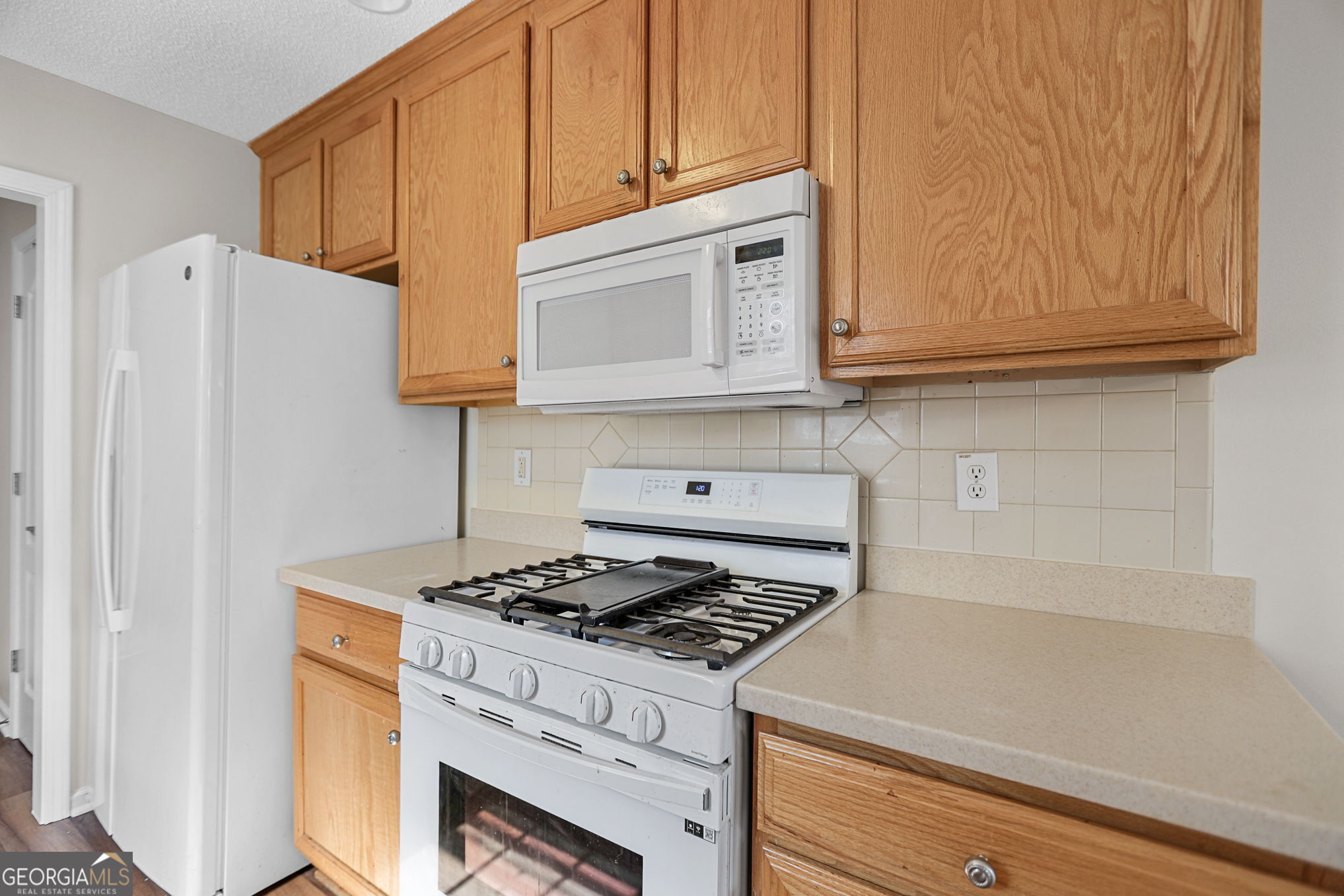 Pinnacle Pointe - Residential