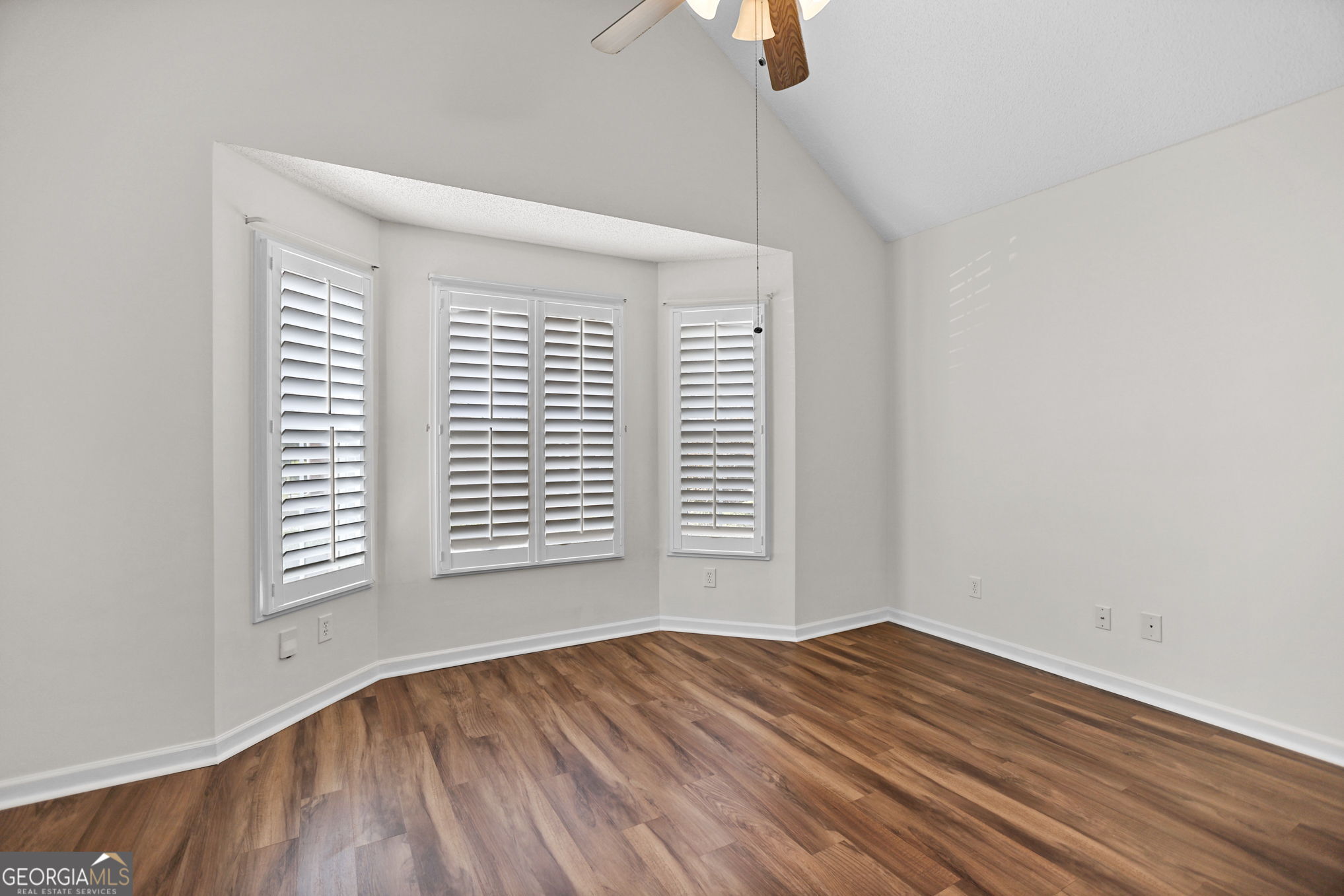 Pinnacle Pointe - Residential