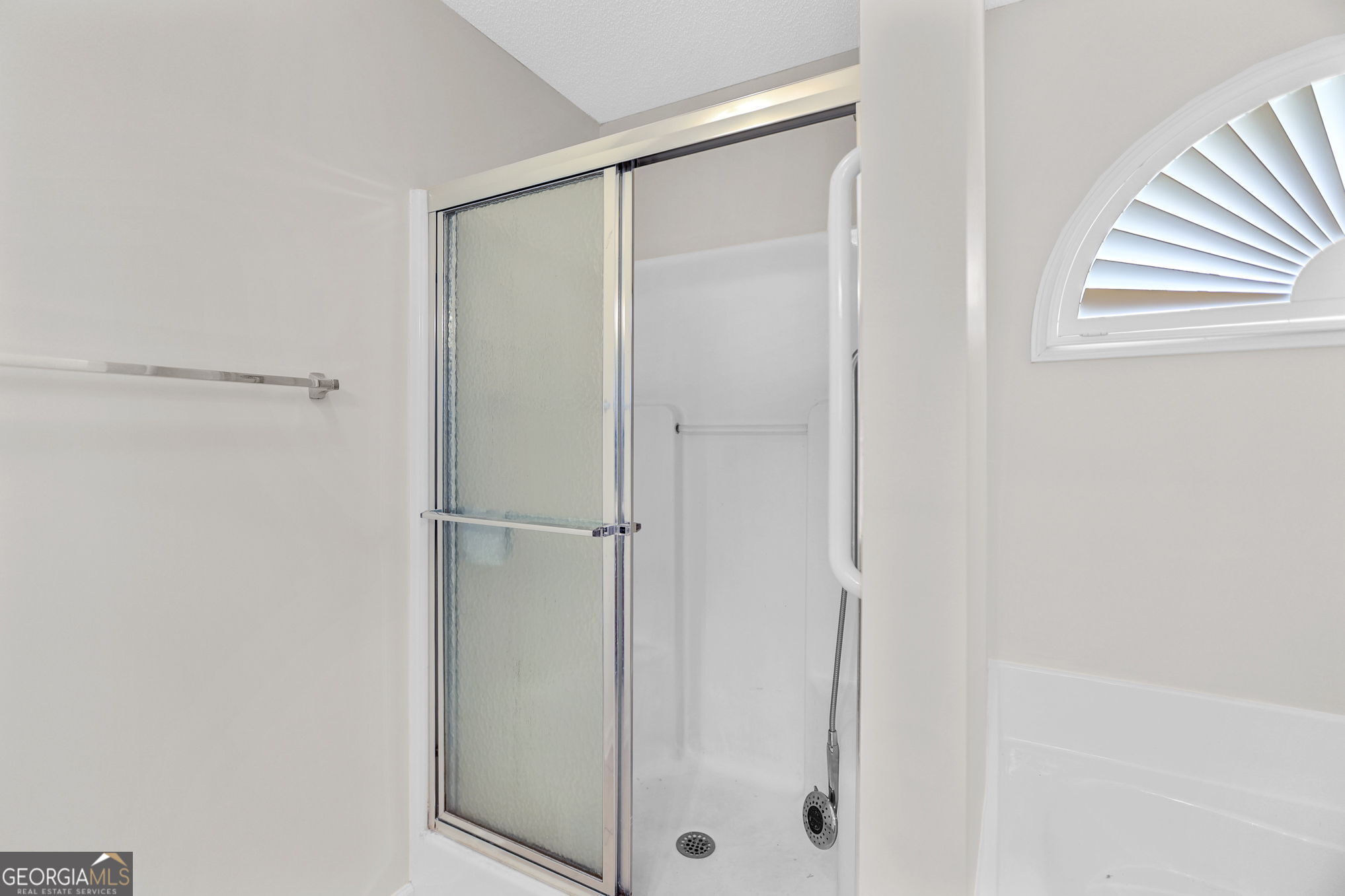 Pinnacle Pointe - Residential