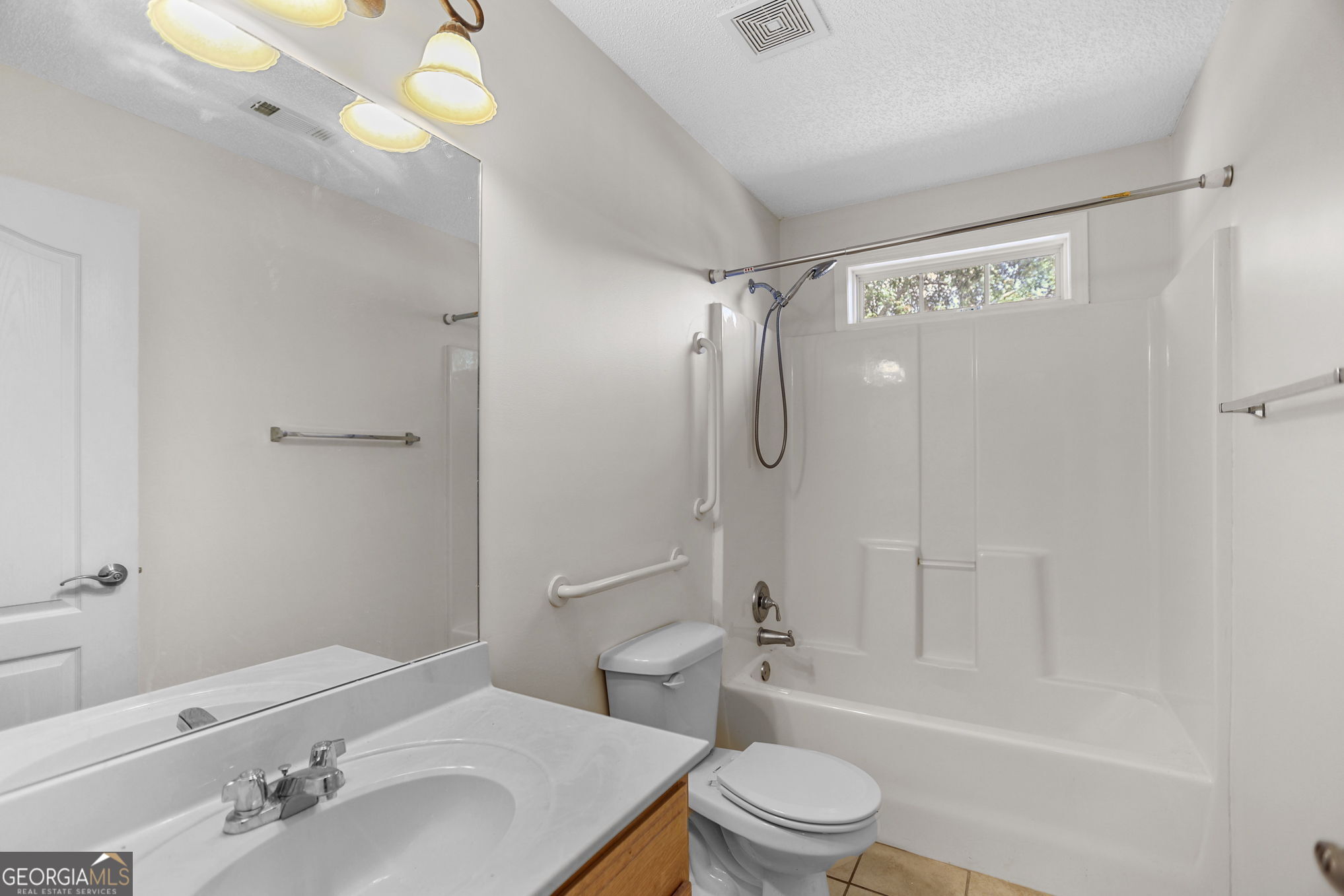 Pinnacle Pointe - Residential
