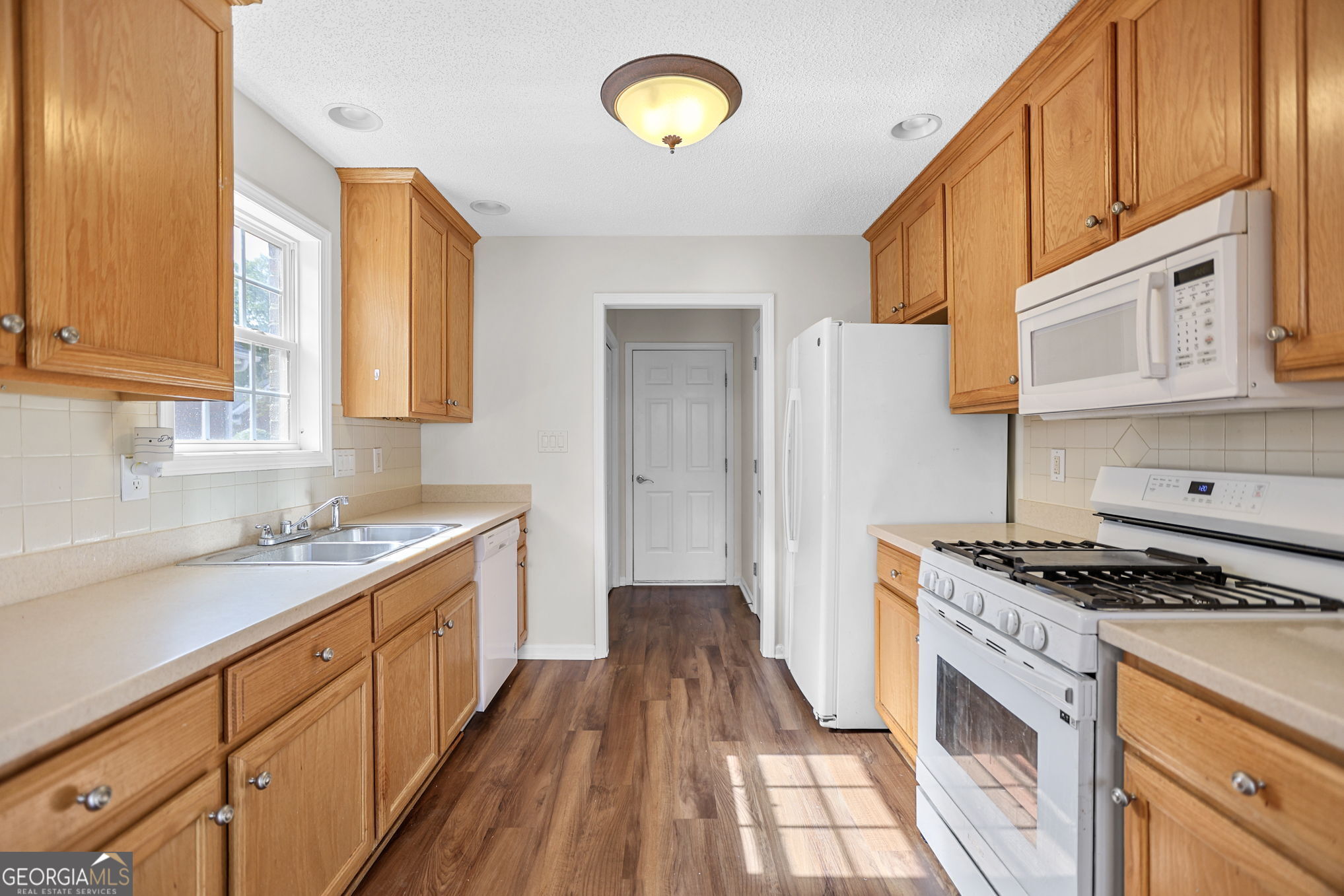 Pinnacle Pointe - Residential