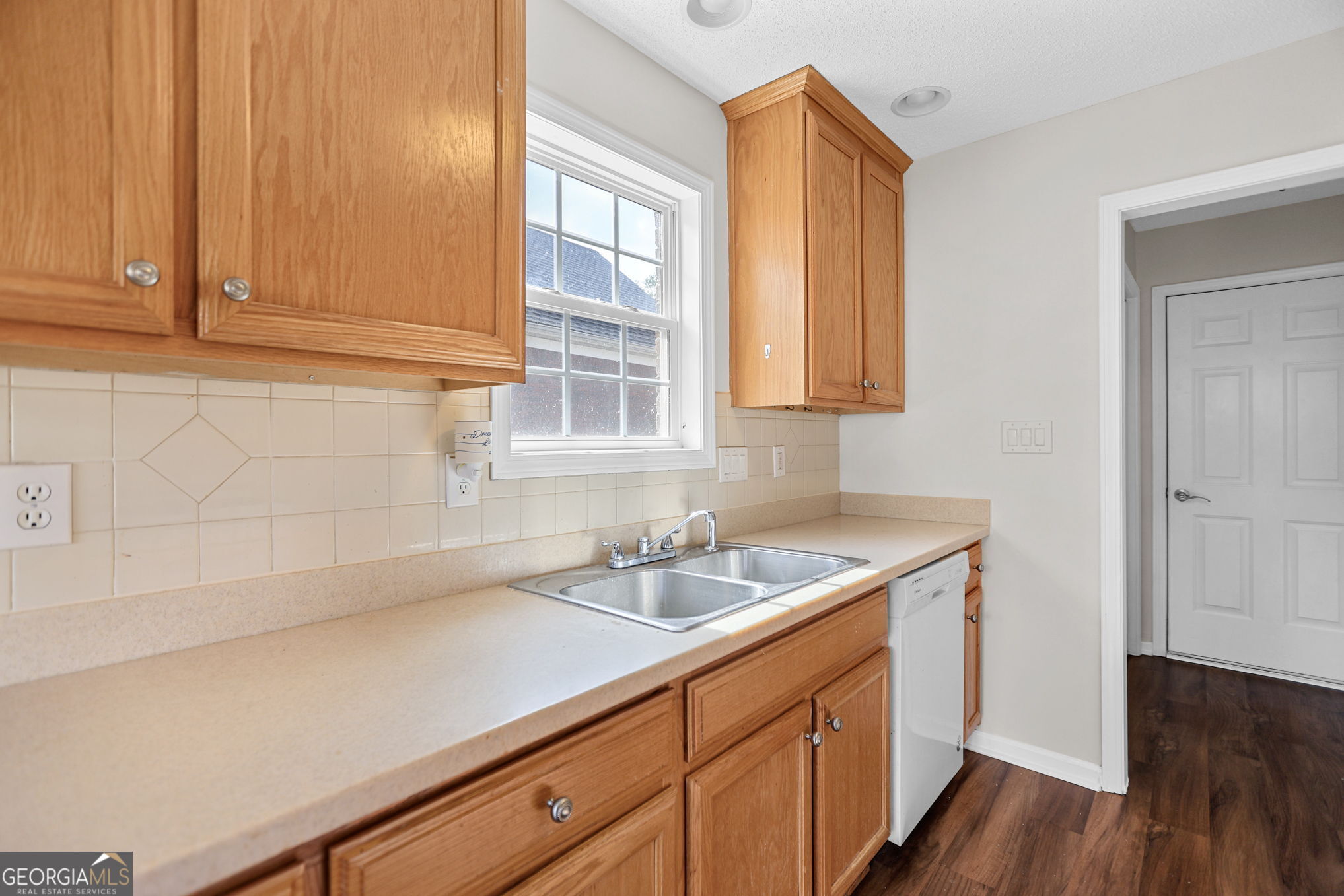 Pinnacle Pointe - Residential