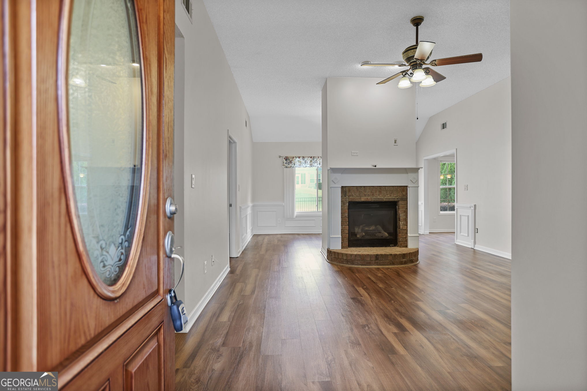 Pinnacle Pointe - Residential