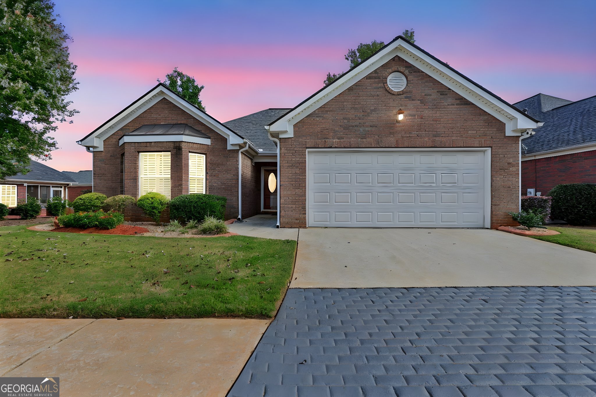 Pinnacle Pointe - Residential