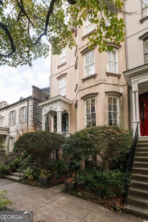 108 E Gaston ST Savannah GA 31401