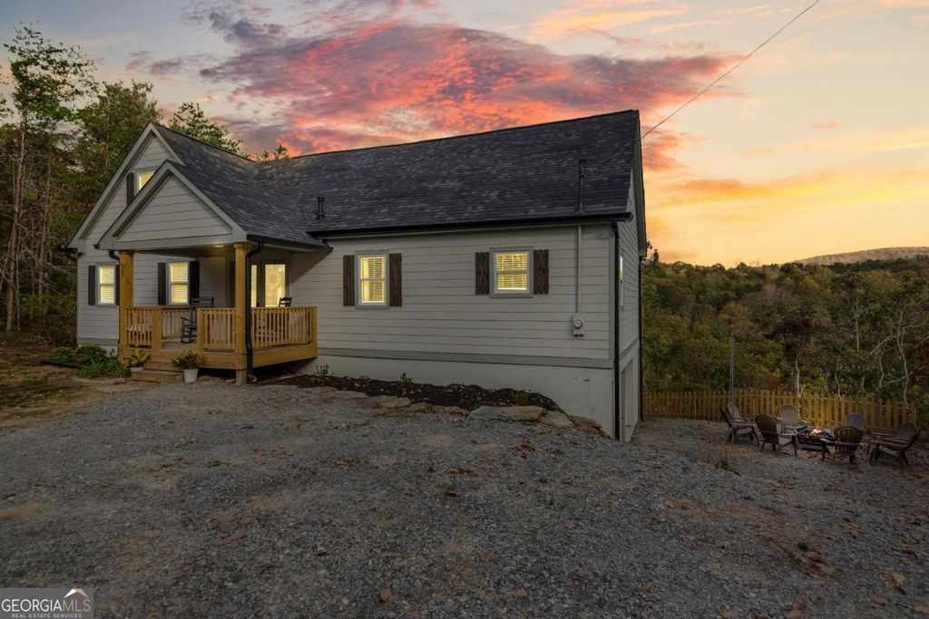 Photo of 587 E Oak Trce, Jasper, GA 30143 (MLS # 10695087)