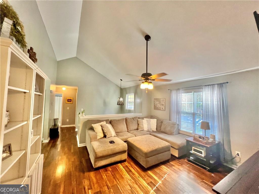 207 Sewell RD