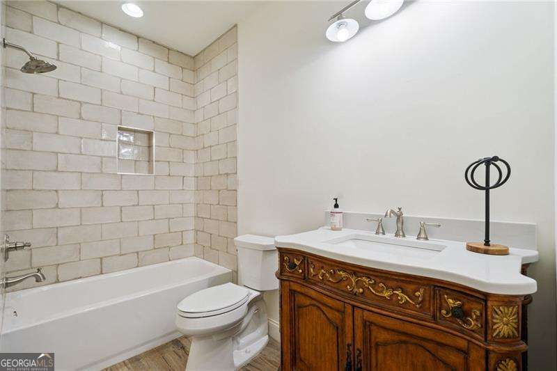 Echols Enclave - Residential