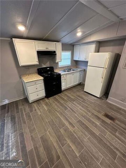 114 SKYLAND DR Locust Grove GA 30248