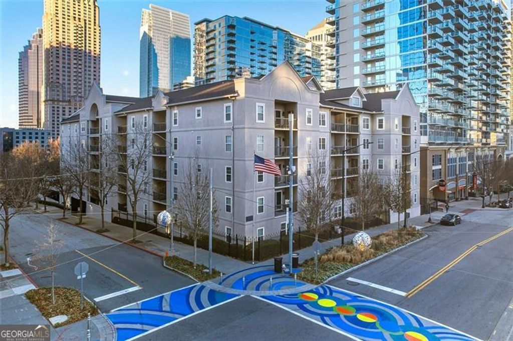 Photo of 1075 Peachtree #506, Atlanta, GA 30309 (MLS # 10663235)