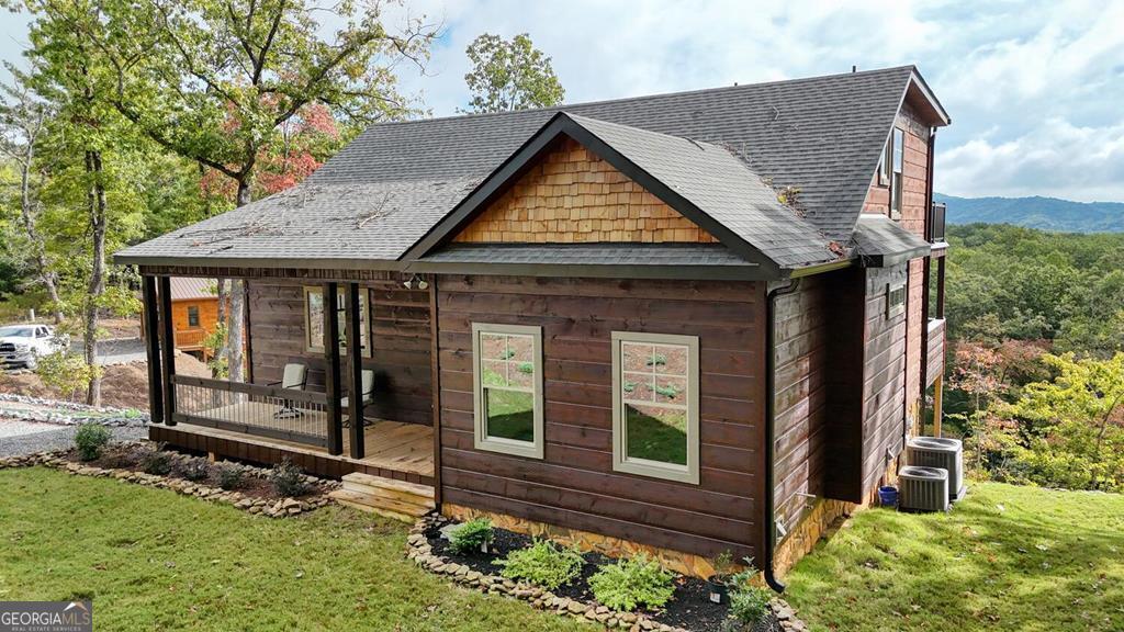 252 Crabapple LN