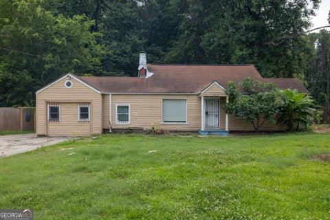 Photo of 3838 Old Gordon Road NW, Atlanta, GA 30336 (MLS # 10787432)