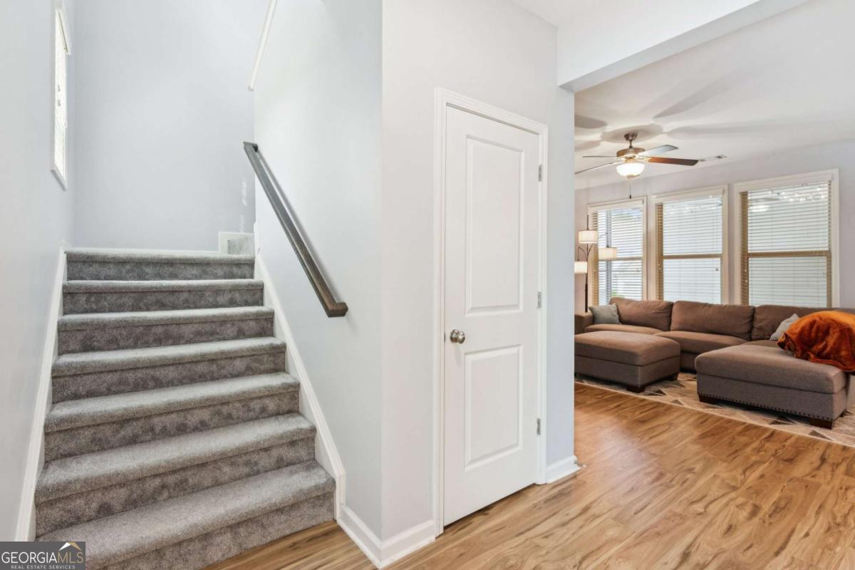 5925 Watersdown WAY