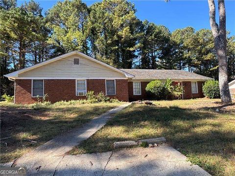 Photo of 452 Lexington Drive, Lawrenceville, GA 30046 (MLS # 10677643)