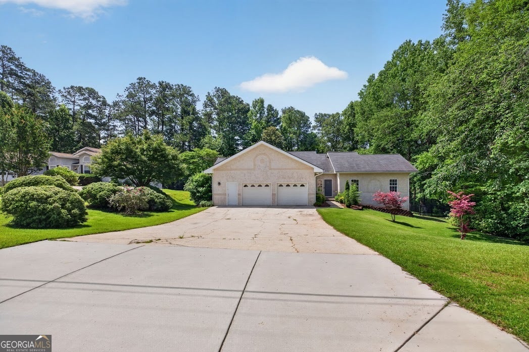 8993 Dornoch CIR