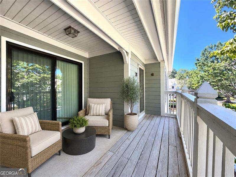 Photo of 211 Abingdon Way, Sandy Springs, GA 30328 (MLS # 10815697)