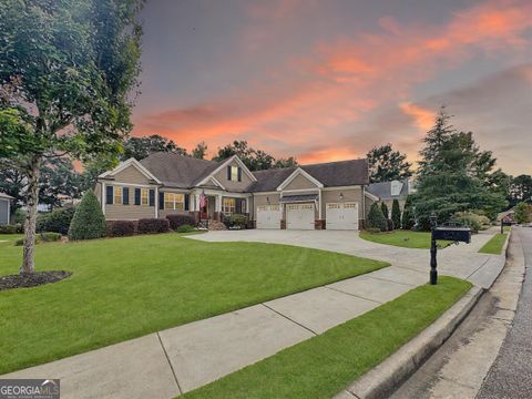 Photo of 185 Lake Shore Drive, Newnan, GA 30265 (MLS # 10645354)