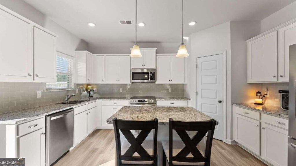Photo of 51 Bennett Way SE, Rome, GA 30161 (MLS # 10873702)
