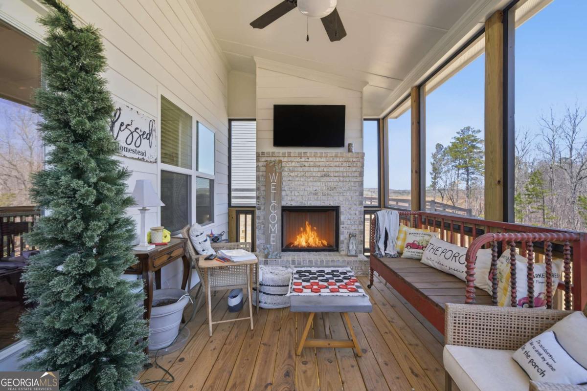 186 Mountain Ashe LN