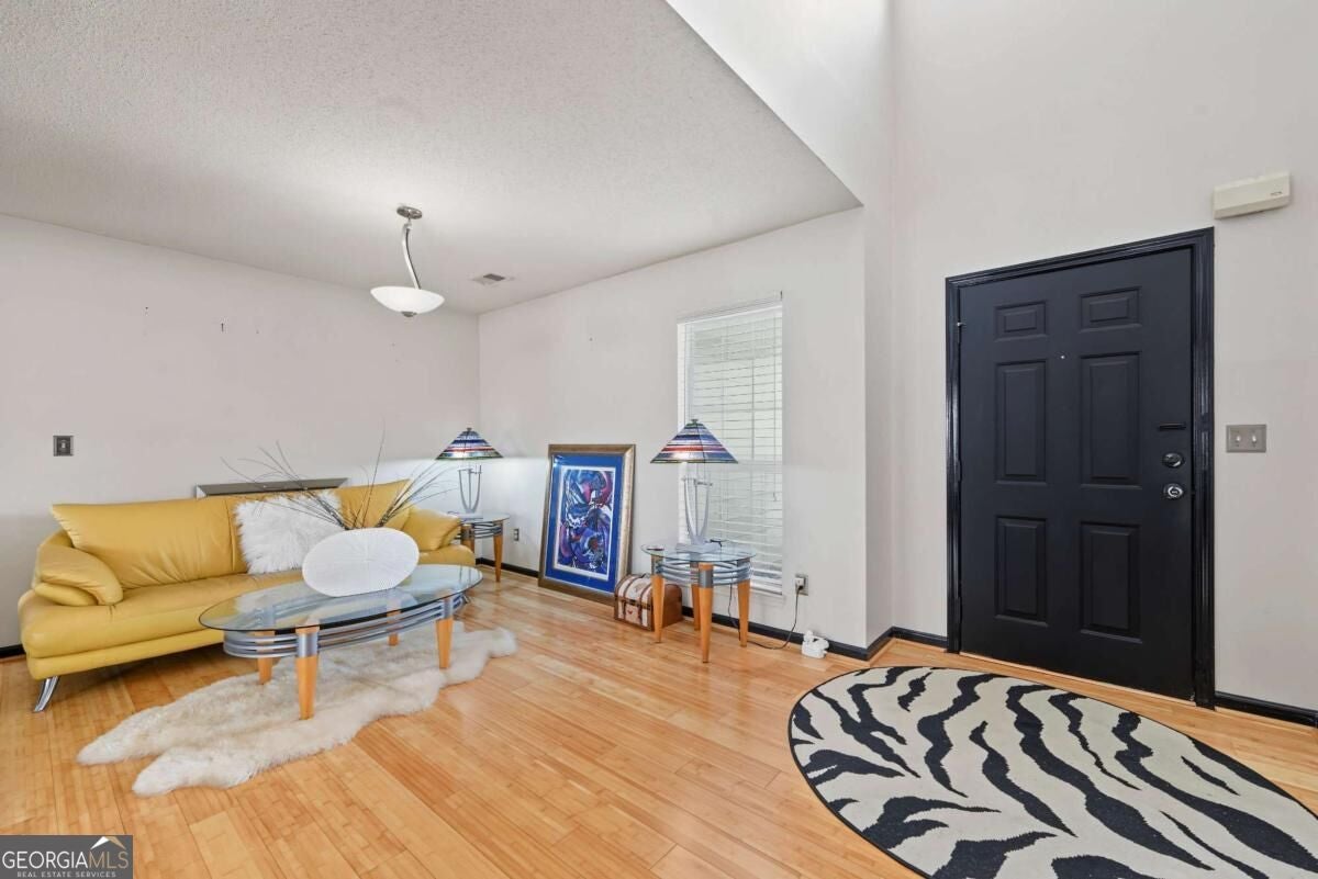 217 Saddleview TRL