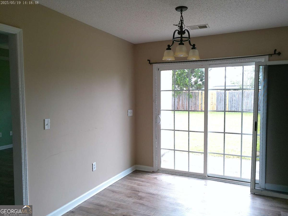 119 Auburn CIR