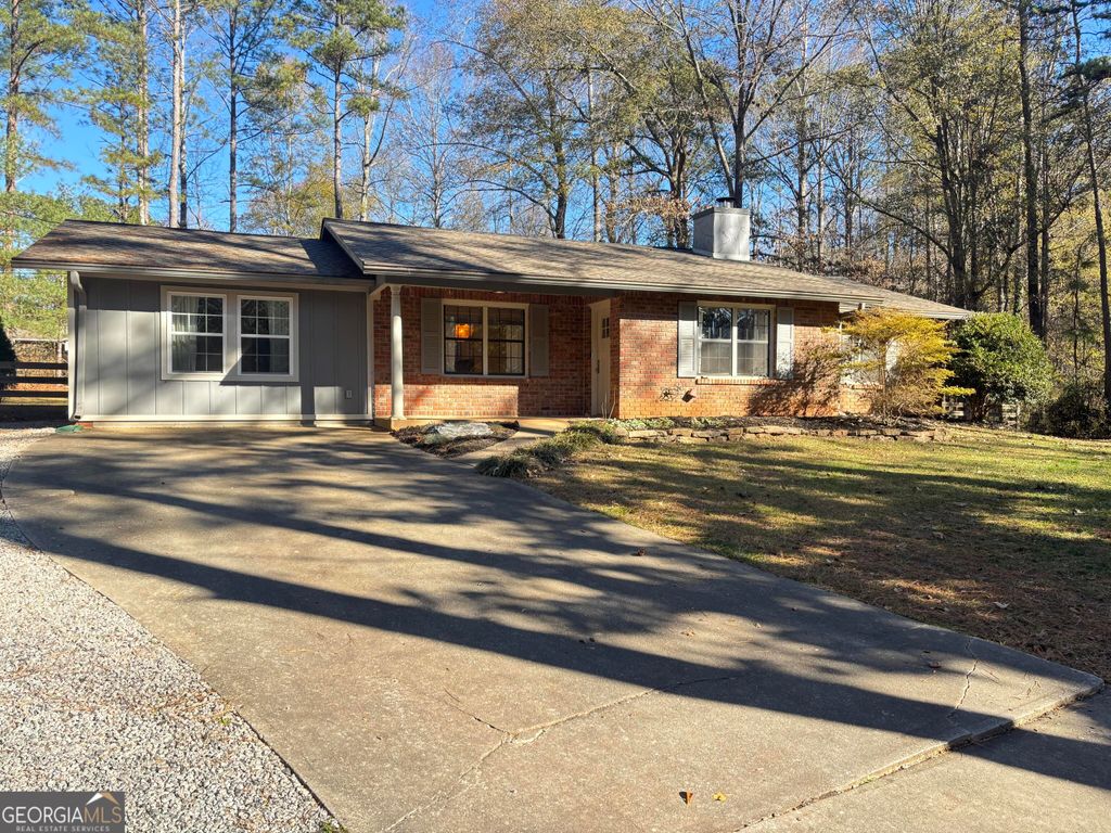 Photo of 14 Emory Street, Newnan, GA 30265 (MLS # 10659162)